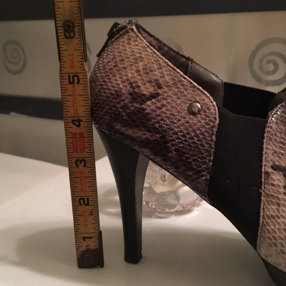 Shooties - Picture 4 of 4